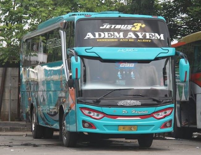 Haryanto Bus Jogja Magelang - Photo by Pinterest