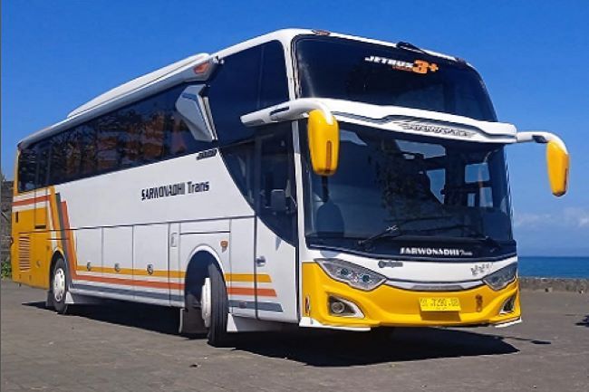 Sarwonadhi Trans Bus Surabaya Bali - Photo by Easybook