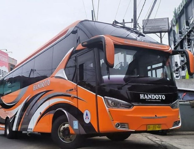 Handoyo Bus Semarang Malang - Photo by Okezone Otomotif